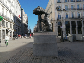 Estatua del Oso y el Madroño en la Puerta del Sol