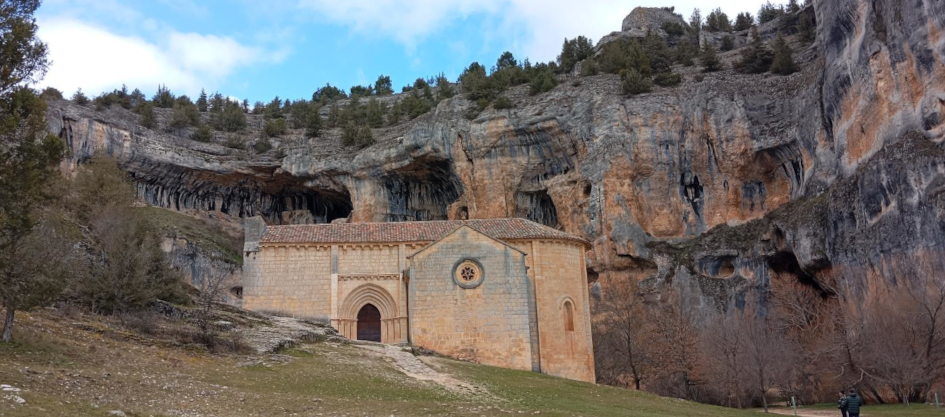 Ermita de San Bartolomé en el Cañón del Río Lobos