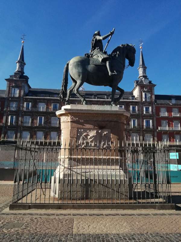 Estatua ecuestre de Felipe III en la Plaza Mayor de Madrid